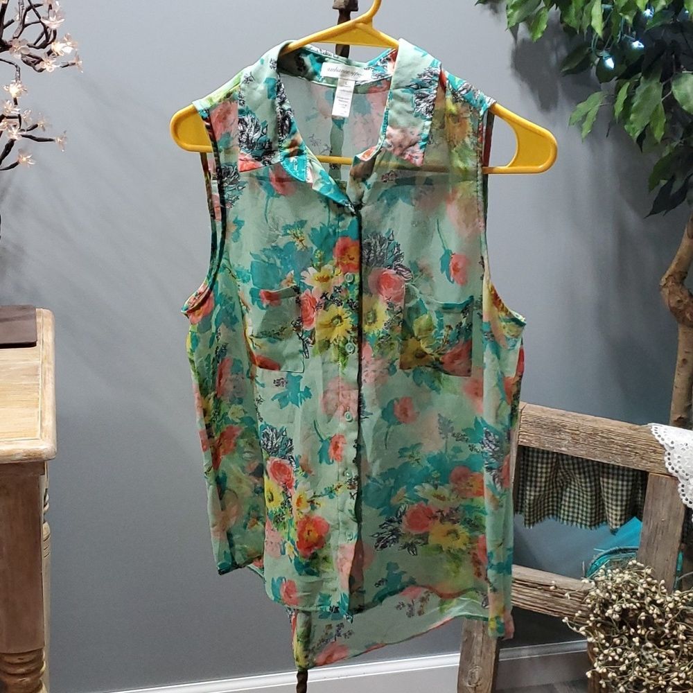 Ambiance Apparel top